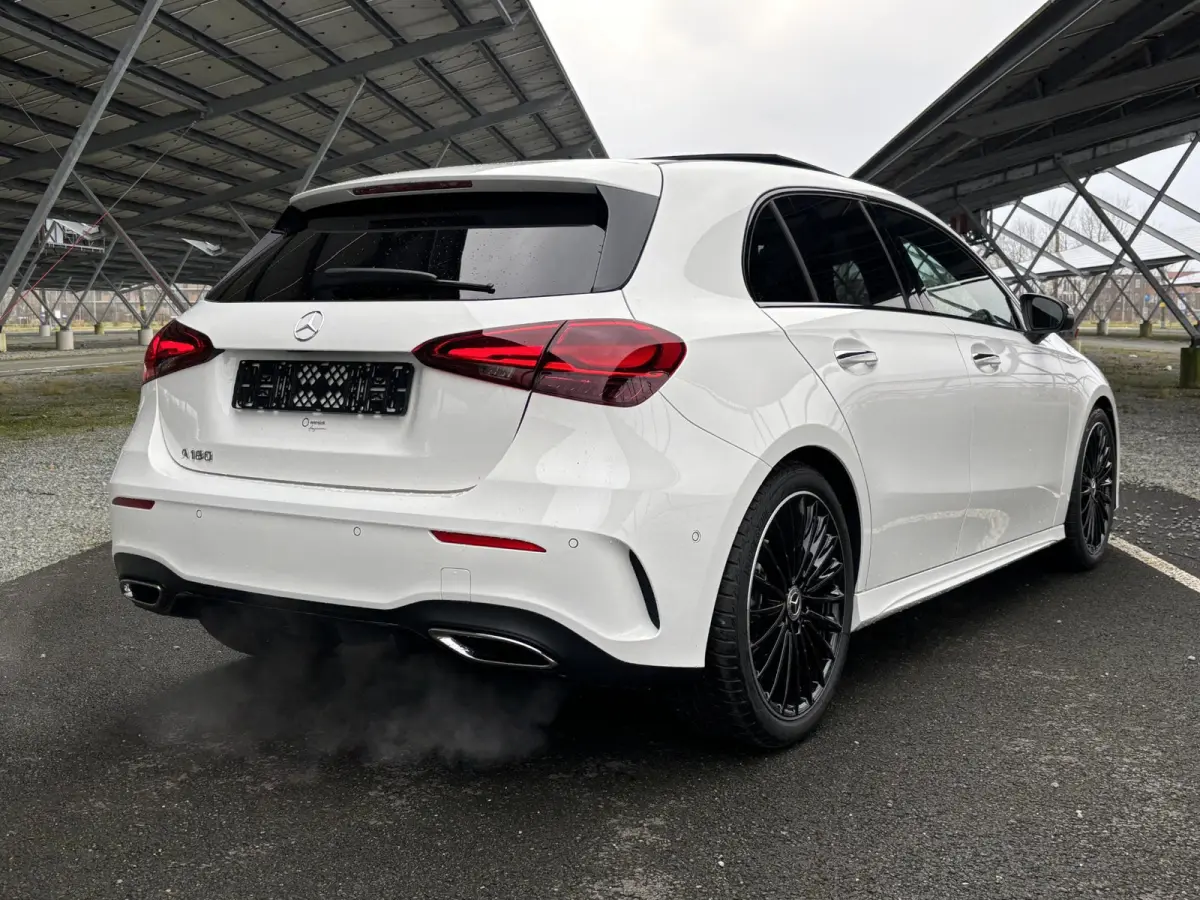 180 Star Edition AMG Line | Night | Panoramadak | Multibeam LED | 19 Inch LM velgen | Sfeerverlichting |