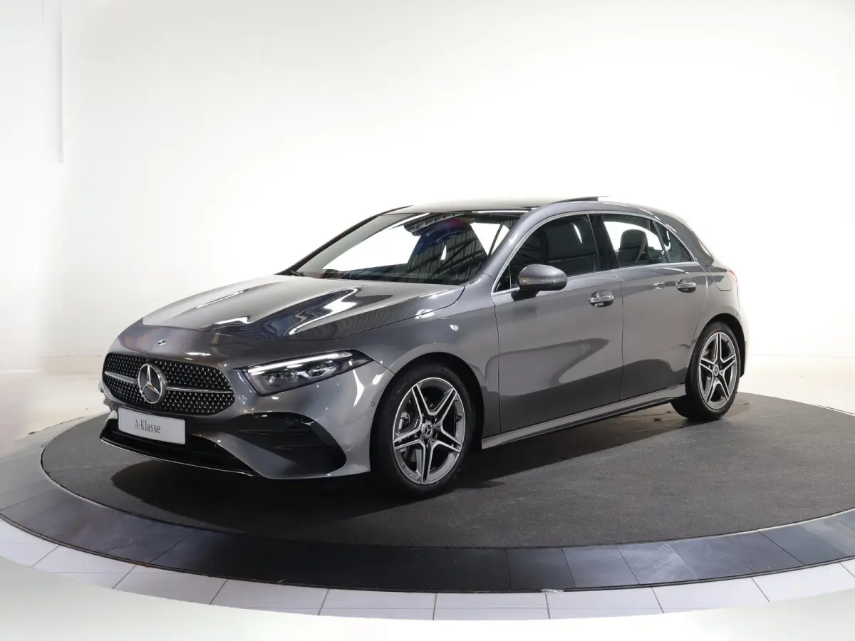 180 Business Solution AMG | Panoramaschuifdak | Stoelverwarming | Achteruitrijcamera |  MULTIBEAM LED |