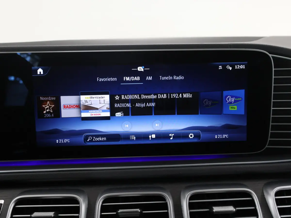 350 de 4MATIC AMG Line Premium Plus | Panoramadak | Luchtvering | Burmester | Treeplanken | Trekhaak | Nappaleder |