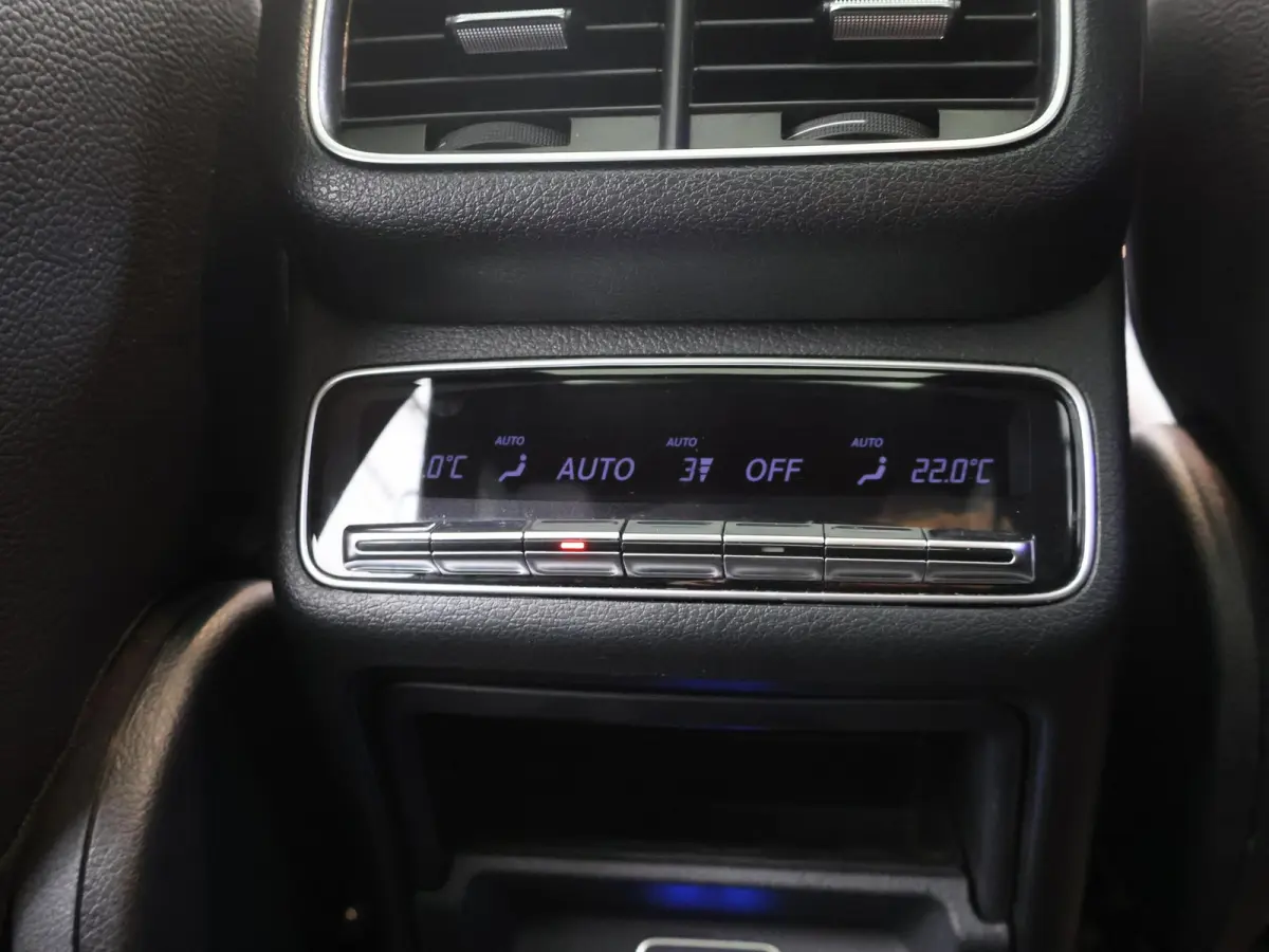 350 de 4MATIC AMG Line Premium Plus | Panoramadak | Luchtvering | Burmester | Treeplanken | Trekhaak | Nappaleder |