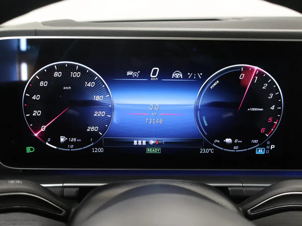 350 de 4MATIC AMG Line Premium Plus | Panoramadak | Luchtvering | Burmester | Treeplanken | Trekhaak | Nappaleder |