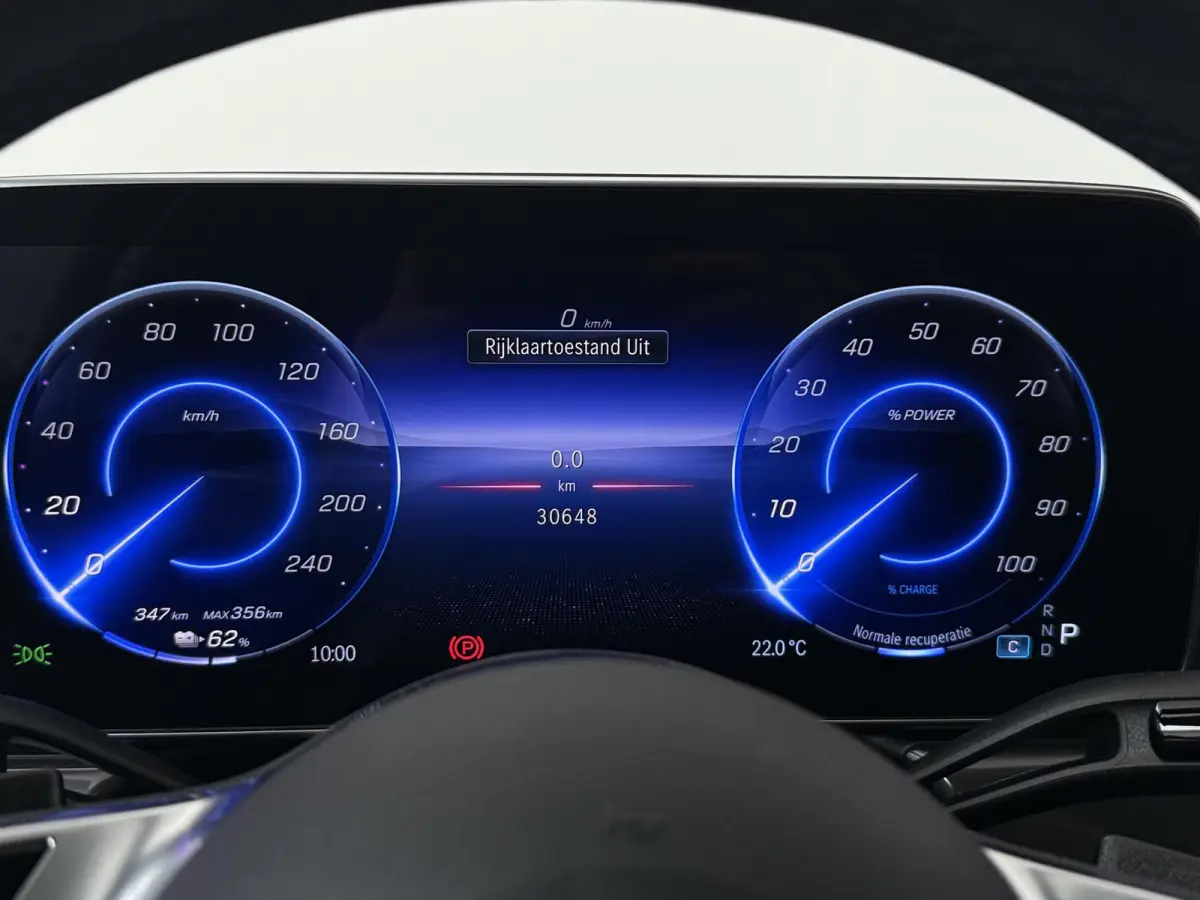 350+ Launch Edition Luxury Line 91 kWh | Luchtvering | Burmester | Head Up display | Panoramadak | HD Led koplampen | Memory | 360 graden camera | Actieve sfeerverlichting |
