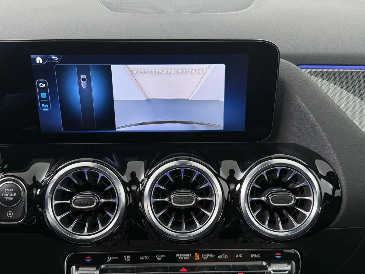 180 Star Edition AMG | Panoramadak | Trekhaak | Multibeam LED | Memory | Winterpakket | Keyless |