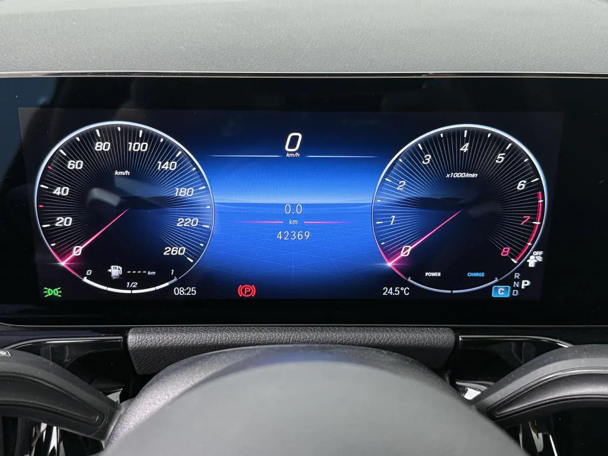 180 Star Edition AMG | Panoramadak | Trekhaak | Multibeam LED | Memory | Winterpakket | Keyless |
