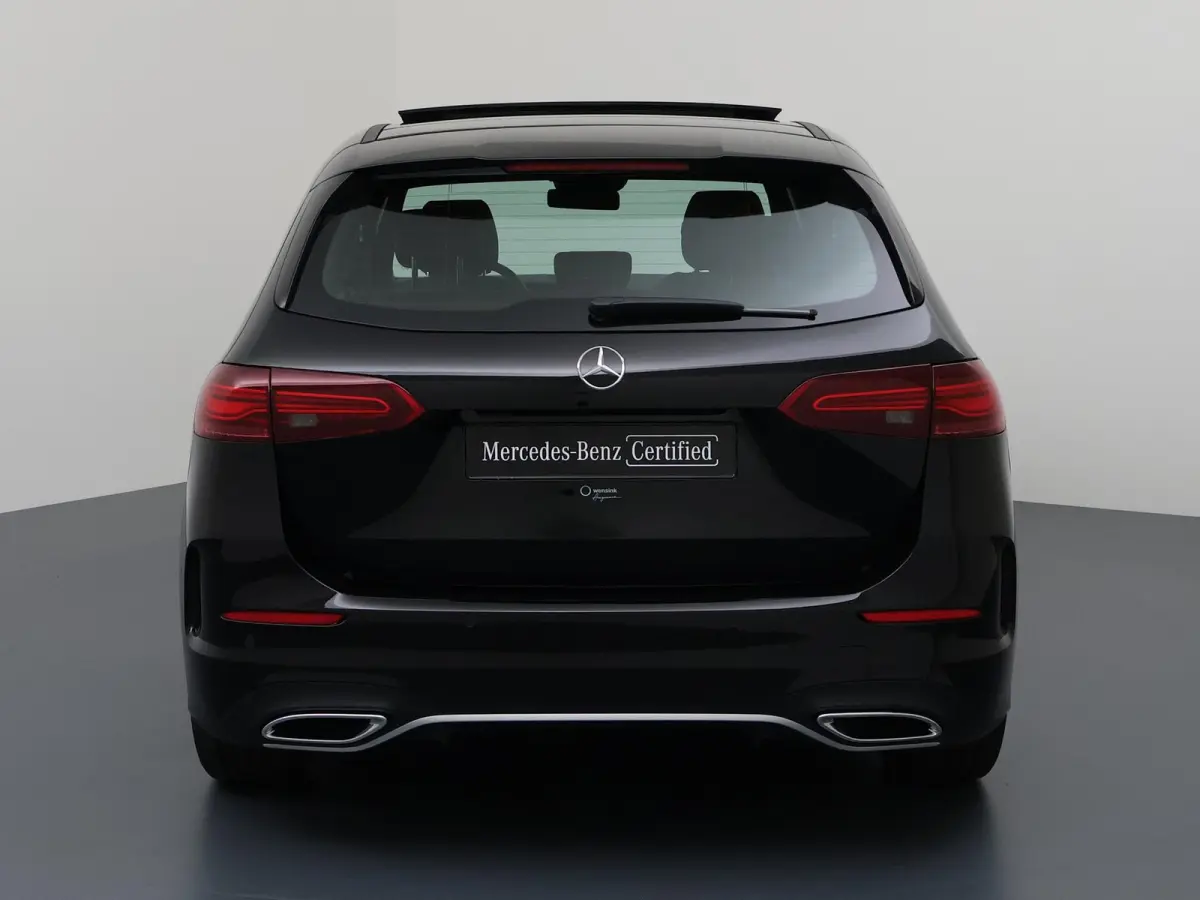 180 Star Edition AMG | Panoramadak | Trekhaak | Multibeam LED | Memory | Winterpakket | Keyless |