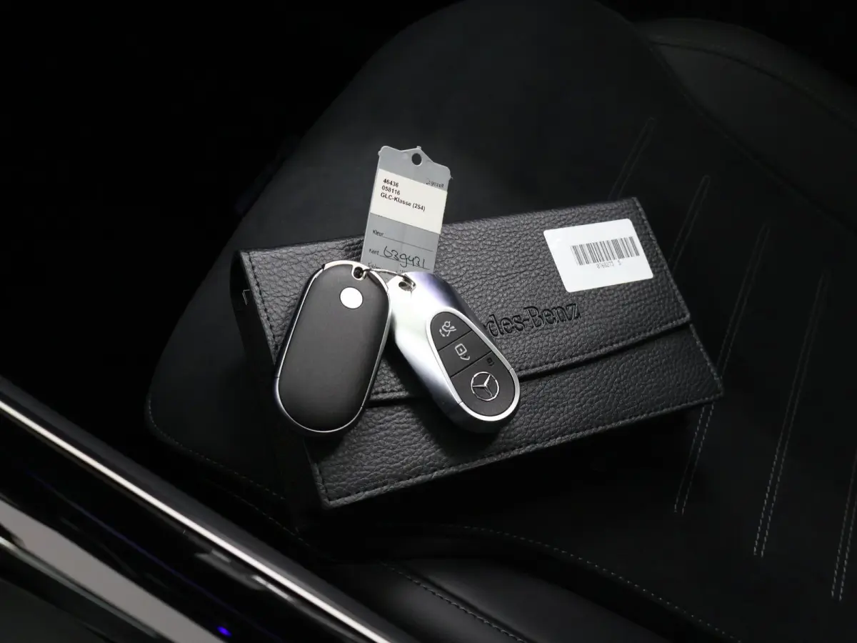 4MATIC Business Solution AMG | Premium Pakket | Trekhaak | Winterpakket | Panoramaschuifdak | Treeplanken |
