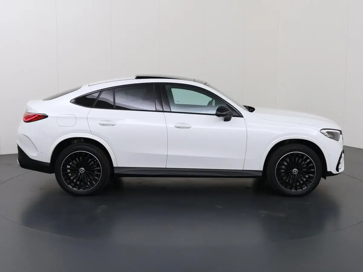 300e 4MATIC Sport Edition | AMG | Night | Panoramadak | Memory | Multispaaks velgen | Sfeerverlichting |