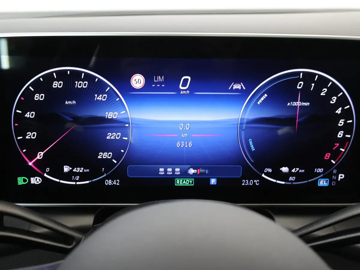 300e 4MATIC Sport Edition | AMG | Night | Panoramadak | Memory | Multispaaks velgen | Sfeerverlichting |