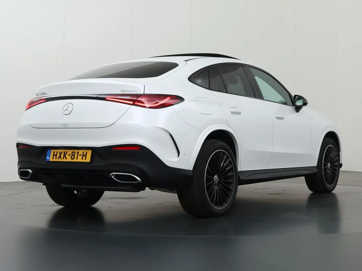 300e 4MATIC Sport Edition | AMG | Night | Panoramadak | Memory | Multispaaks velgen | Sfeerverlichting |