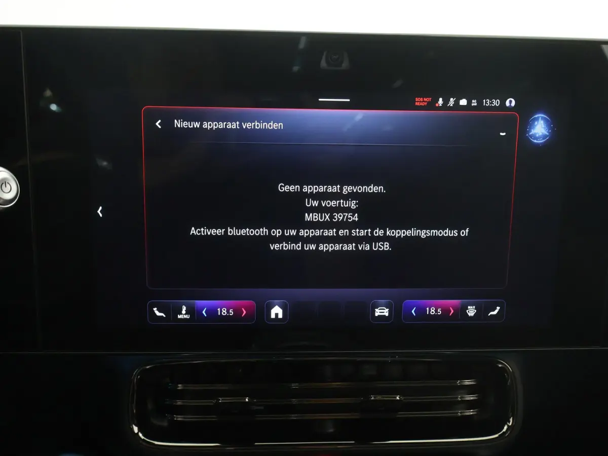 250+ Launch Edition 85.5 kWh | Night | Panoramadak | Stoelverwarming | DISTRONIC | Achteruitrijcamera | Dodehoekassistent | Trekhaak |