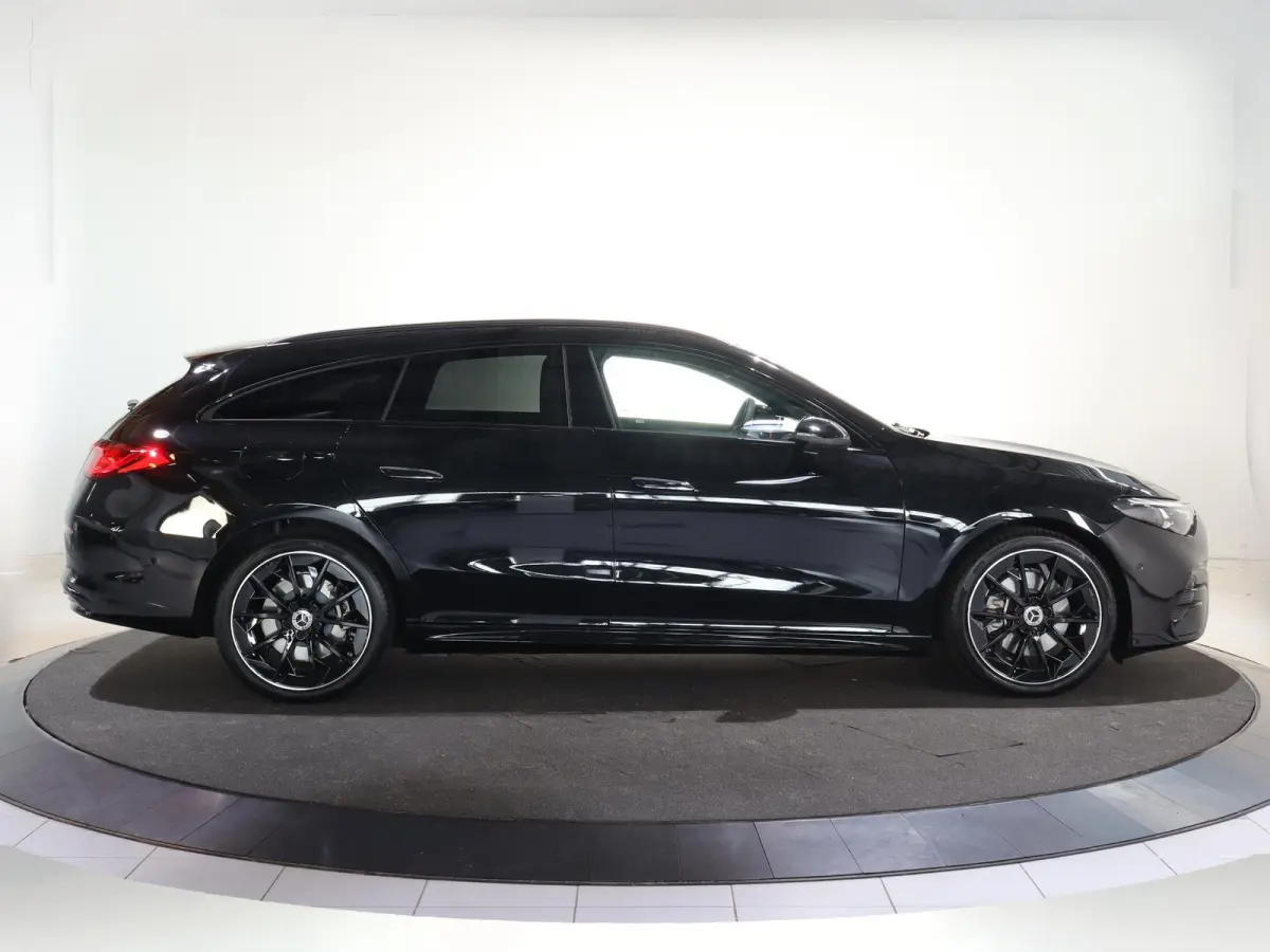 250+ Business Solution AMG 85.5 kWh | Panoramadak | Premium Pakket | Night | Dodehoekassistent | Superscreen |