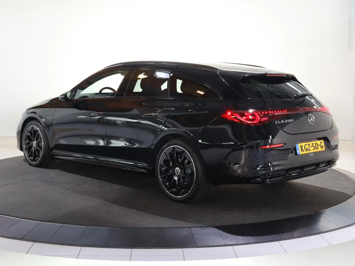 250+ Business Solution AMG 85.5 kWh | Panoramadak | Premium Pakket | Night | Dodehoekassistent | Superscreen |