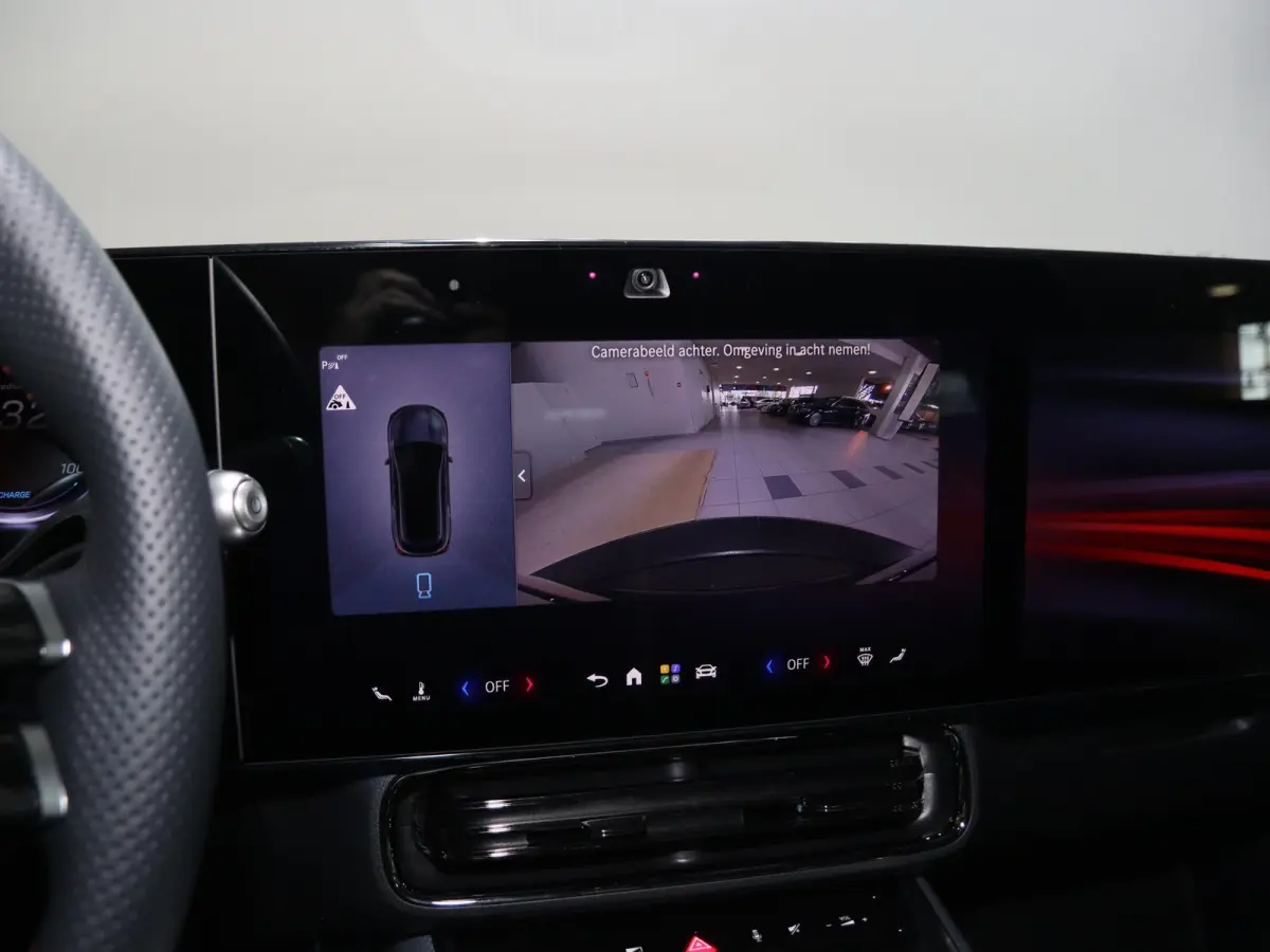 250+ Business Solution AMG 85.5 kWh | Panoramadak | Premium Pakket | Night | Dodehoekassistent | Superscreen |