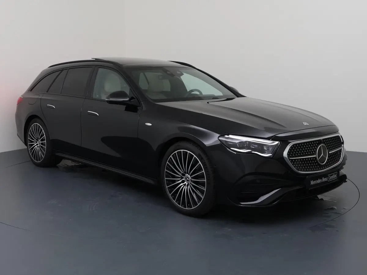 300e Sport Edition | AMG | Panoramaschuifdak | Premium Plus | Night | Rijassistentiepakket Plus | Stoelventilatie/-verwarming voor