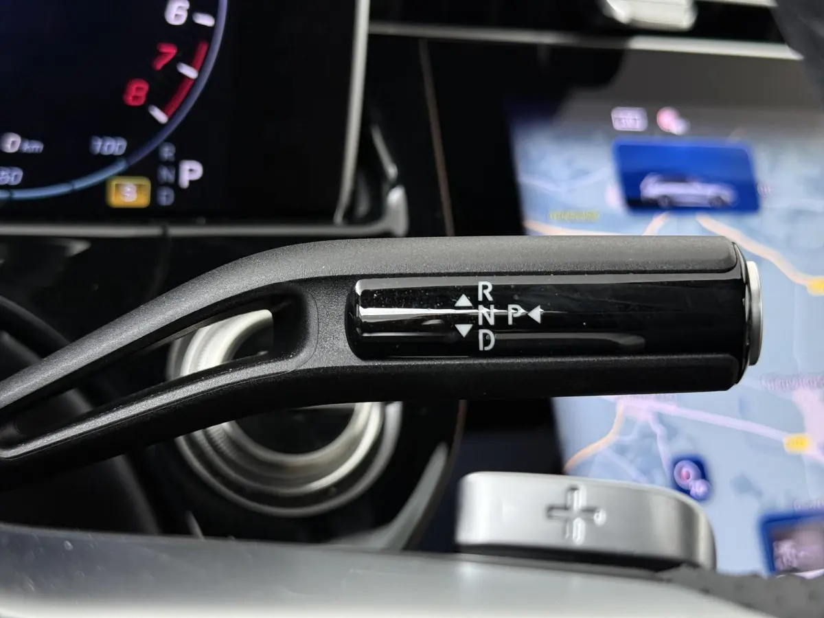 300e Sport Edition | AMG | Panoramaschuifdak | Premium Plus | Night | Rijassistentiepakket Plus | Stoelventilatie/-verwarming voor