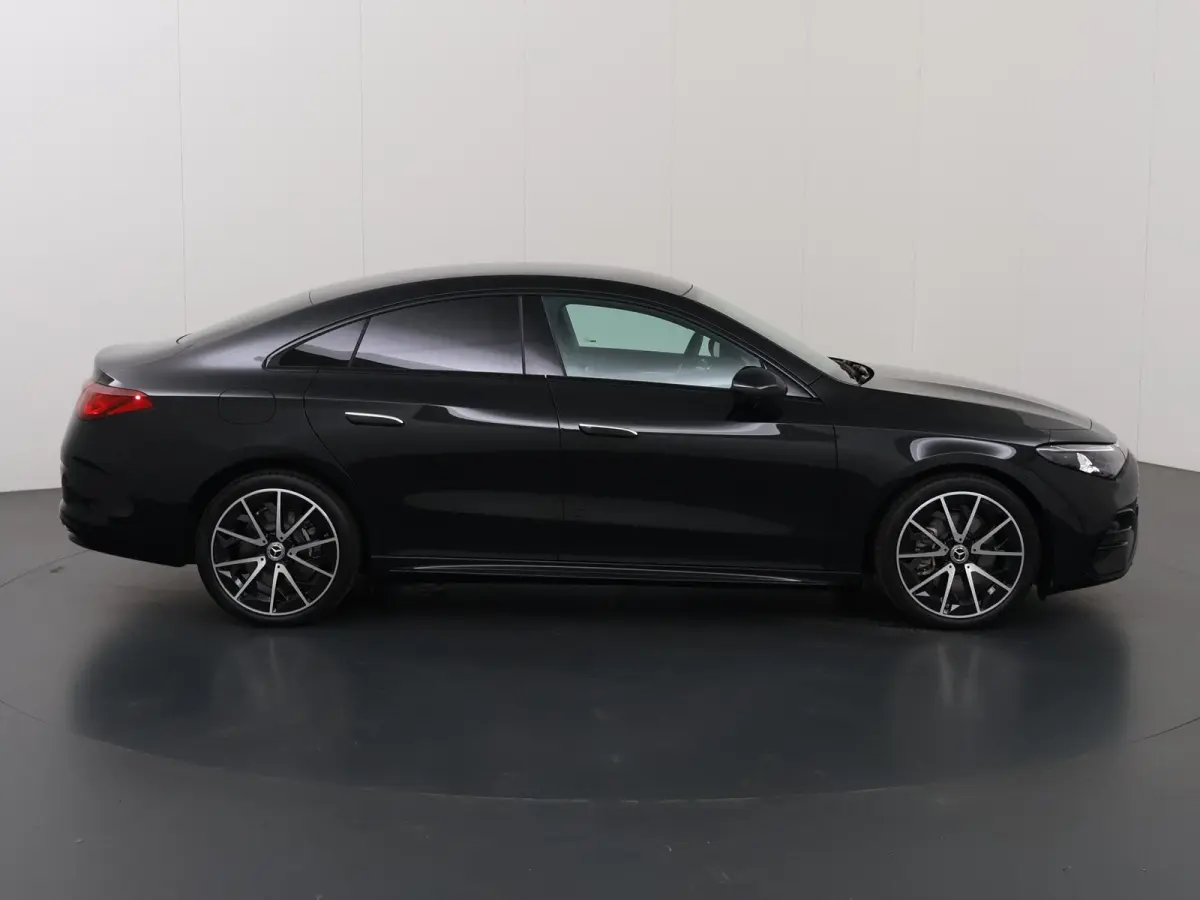 250+ Launch Edition 85.5 kWh | Panoramadak | AMG-styling | Adaptieve cruisecontrol | Nightpakket |