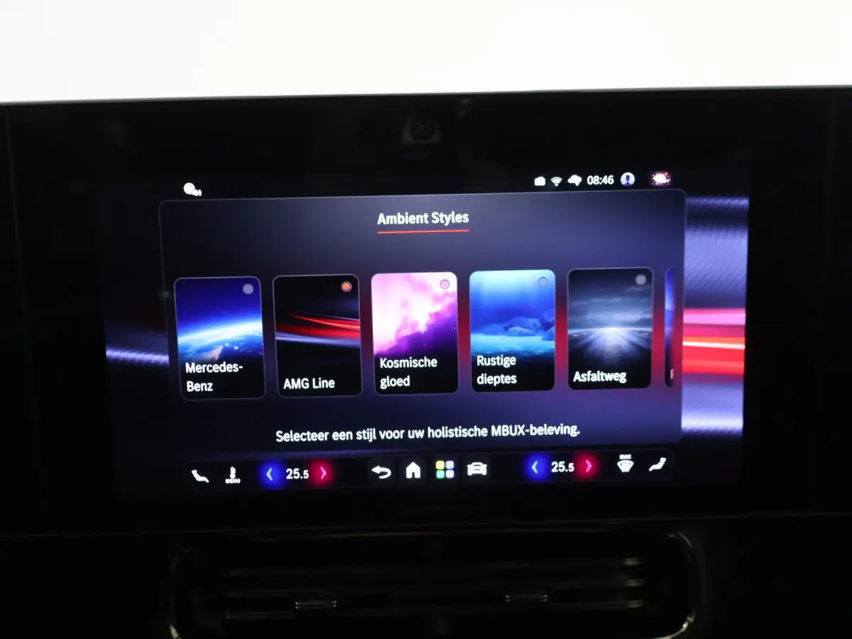 250+ Launch Edition 85.5 kWh | Panoramadak | AMG-styling | Adaptieve cruisecontrol | Nightpakket |