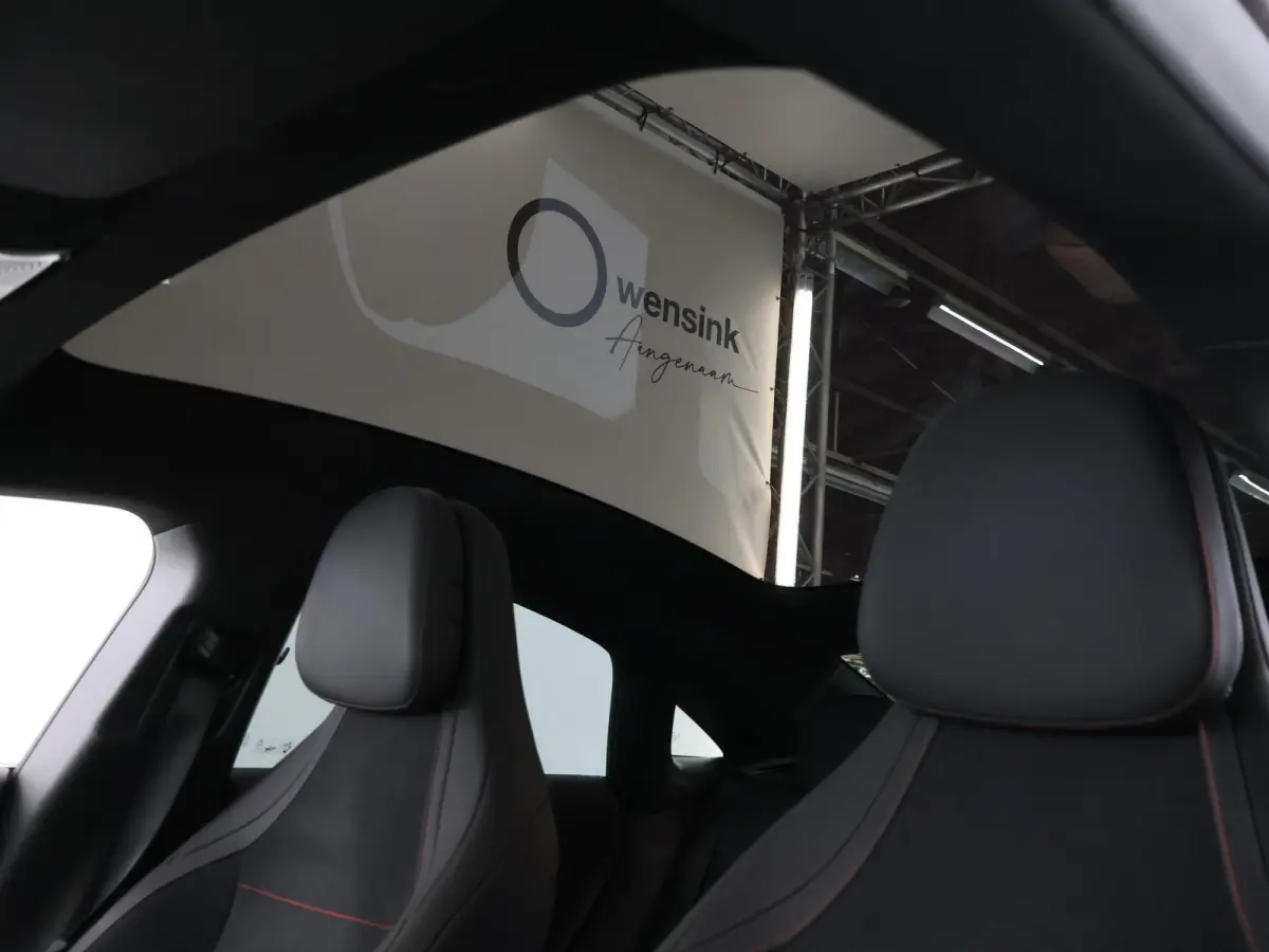 250+ Launch Edition 85.5 kWh | Panoramadak | AMG-styling | Adaptieve cruisecontrol | Nightpakket |