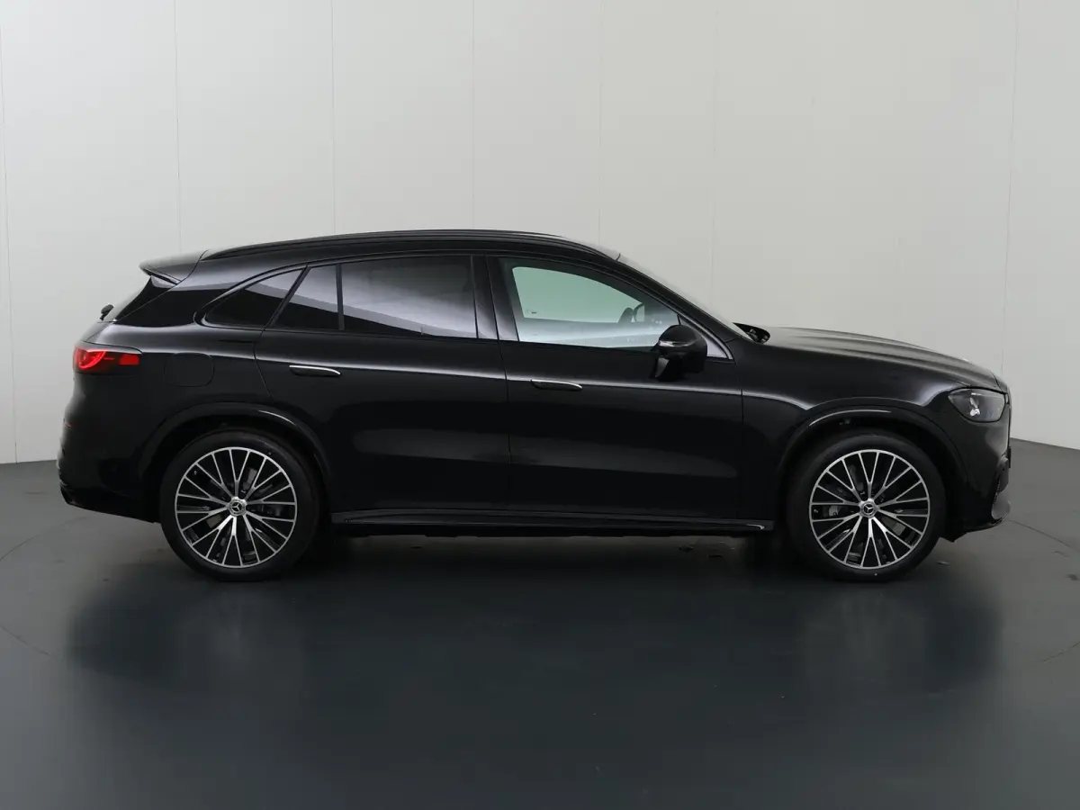 400 4MATIC Launch Edition 94 kWh | Trekhaak | Hyperscreen | Parkeerpakket | Premium Pakket | Night | Burmester |