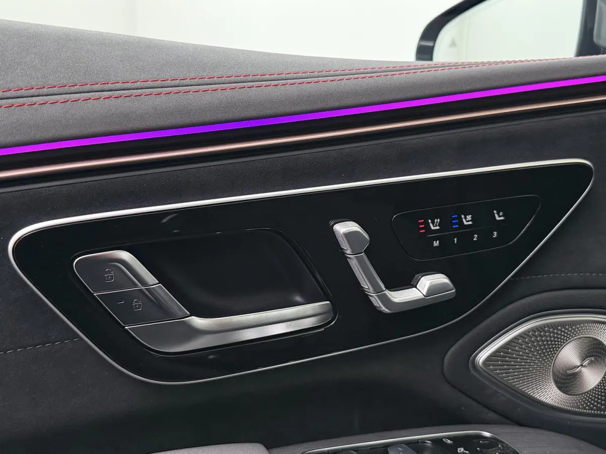 450+ AMG Line 122 kWh | Premium pakket | 22” lichtmetalen AMG-velgen | Verwarmde voorruit | Verwarmd stuurwiel | Hyperscreen |