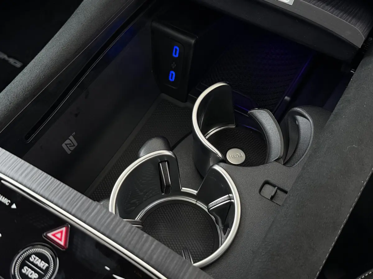 450+ AMG Line 122 kWh | Premium pakket | 22” lichtmetalen AMG-velgen | Verwarmde voorruit | Verwarmd stuurwiel | Hyperscreen |