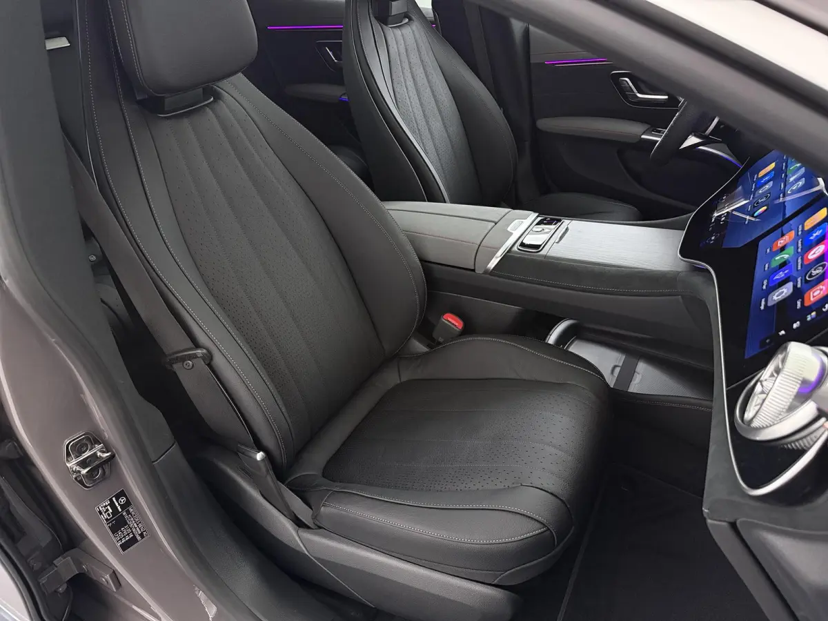 450+ AMG Line 122 kWh | Premium pakket | 22” lichtmetalen AMG-velgen | Verwarmde voorruit | Verwarmd stuurwiel | Hyperscreen |