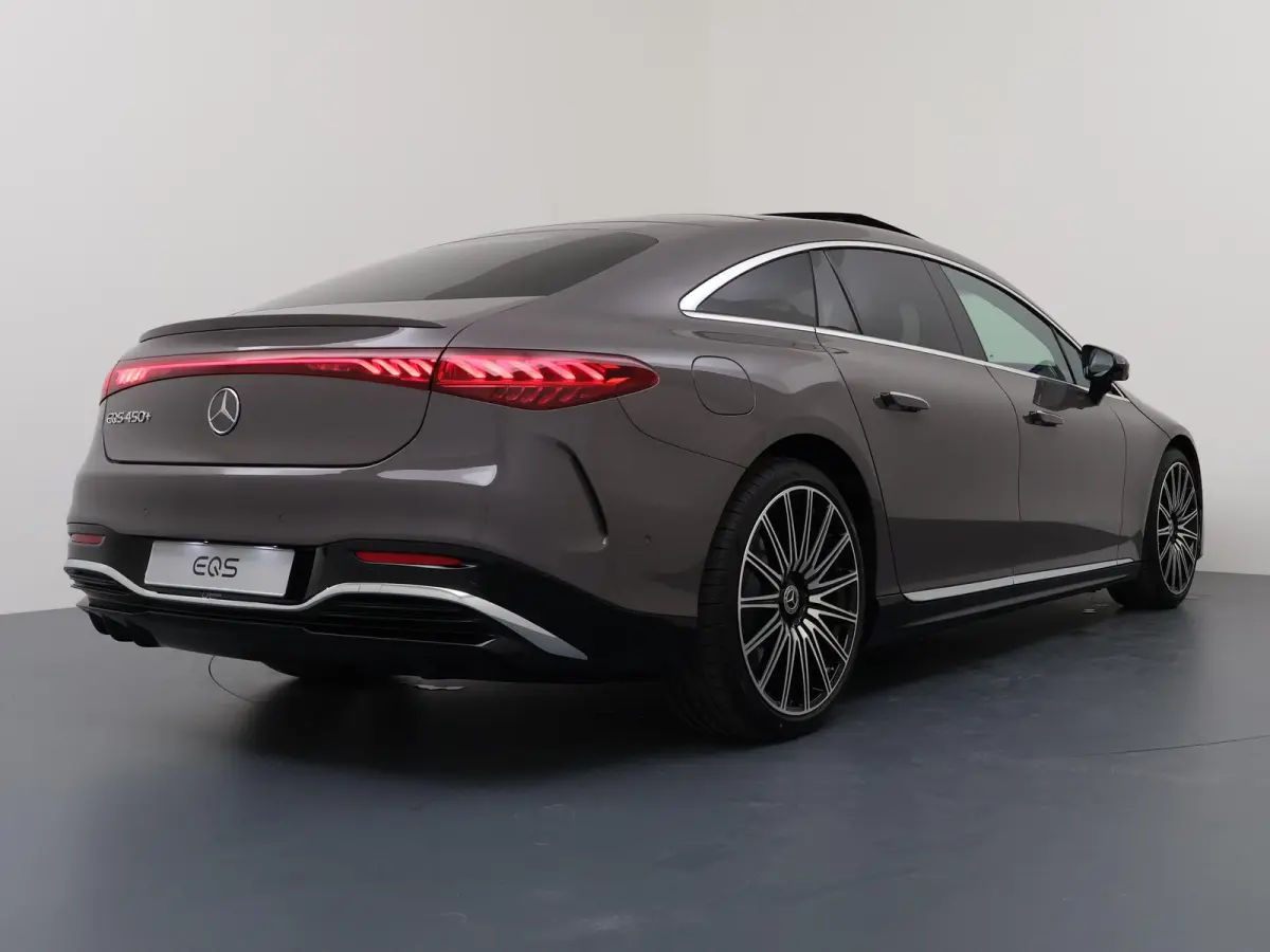 450+ AMG Line 122 kWh | Premium pakket | 22” lichtmetalen AMG-velgen | Verwarmde voorruit | Verwarmd stuurwiel | Hyperscreen |