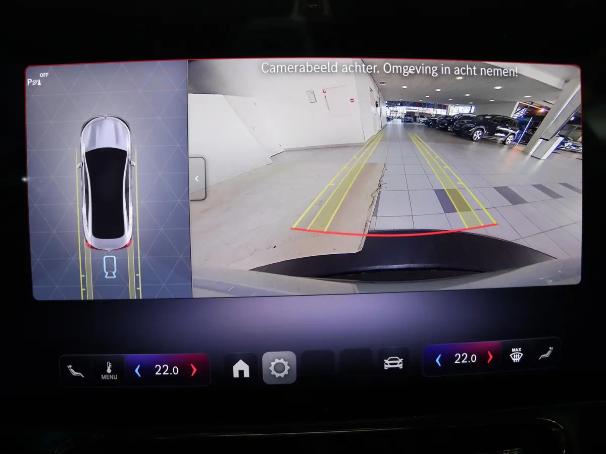 250+ Launch Edition 85.5 kWh | Night | Panoramadak | Stoelverwarming | DISTRONIC | Achteruitrijcamera | Dodehoekassistent |