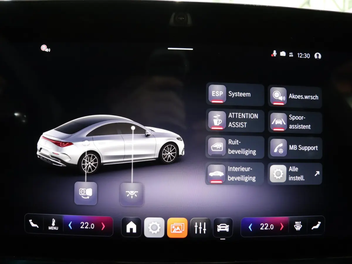250+ Launch Edition 85.5 kWh | Night | Panoramadak | Stoelverwarming | DISTRONIC | Achteruitrijcamera | Dodehoekassistent |