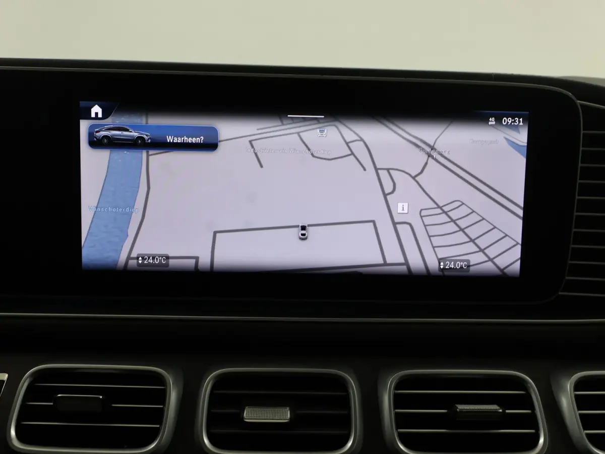 350 de 4MATIC AMG Line Premium Plus | Luchtvering | Night | Panoramadak | Trekhaak | Burmester | Headup | Treeplanken | Zwart leer |