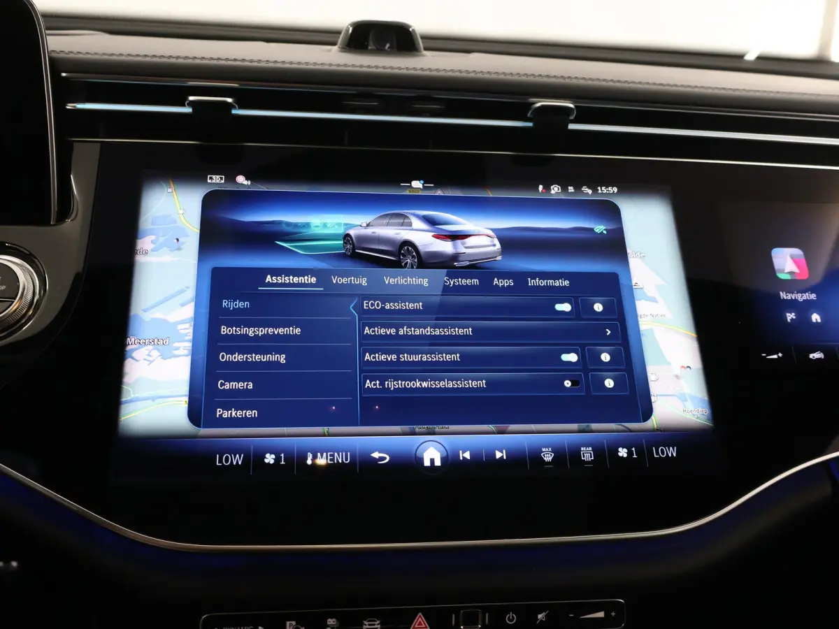 300e Sport Edition | Panoramaschuifdak | Premium Plus | Rijassistentiepakket Plus | Night | Head-up display | Burmester
