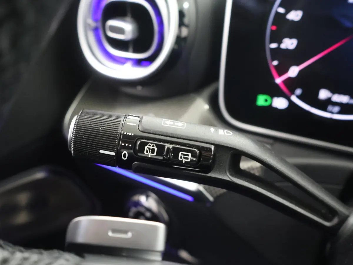 300e Business Solution AMG | Panoramaschuifdak |  Rijassistentiepakket Plus | Trekhaak | Burmester | DIGITAL LIGHT |  Night