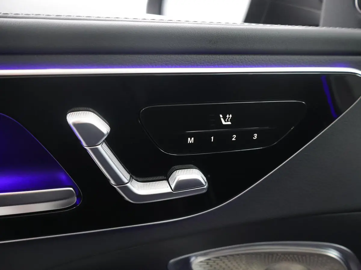 300e Business Solution AMG | Panoramaschuifdak |  Rijassistentiepakket Plus | Trekhaak | Burmester | DIGITAL LIGHT |  Night
