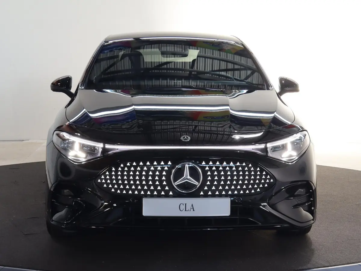 200 Business Solution AMG 58 kWh | Panoramadak | Premium Pakket | Superscreen | Trekhaak | Head-Up |