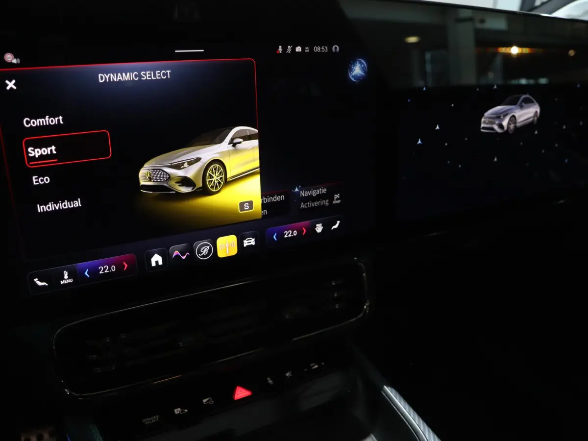 200 Business Solution AMG 58 kWh | Panoramadak | Premium Pakket | Superscreen | Trekhaak | Head-Up |
