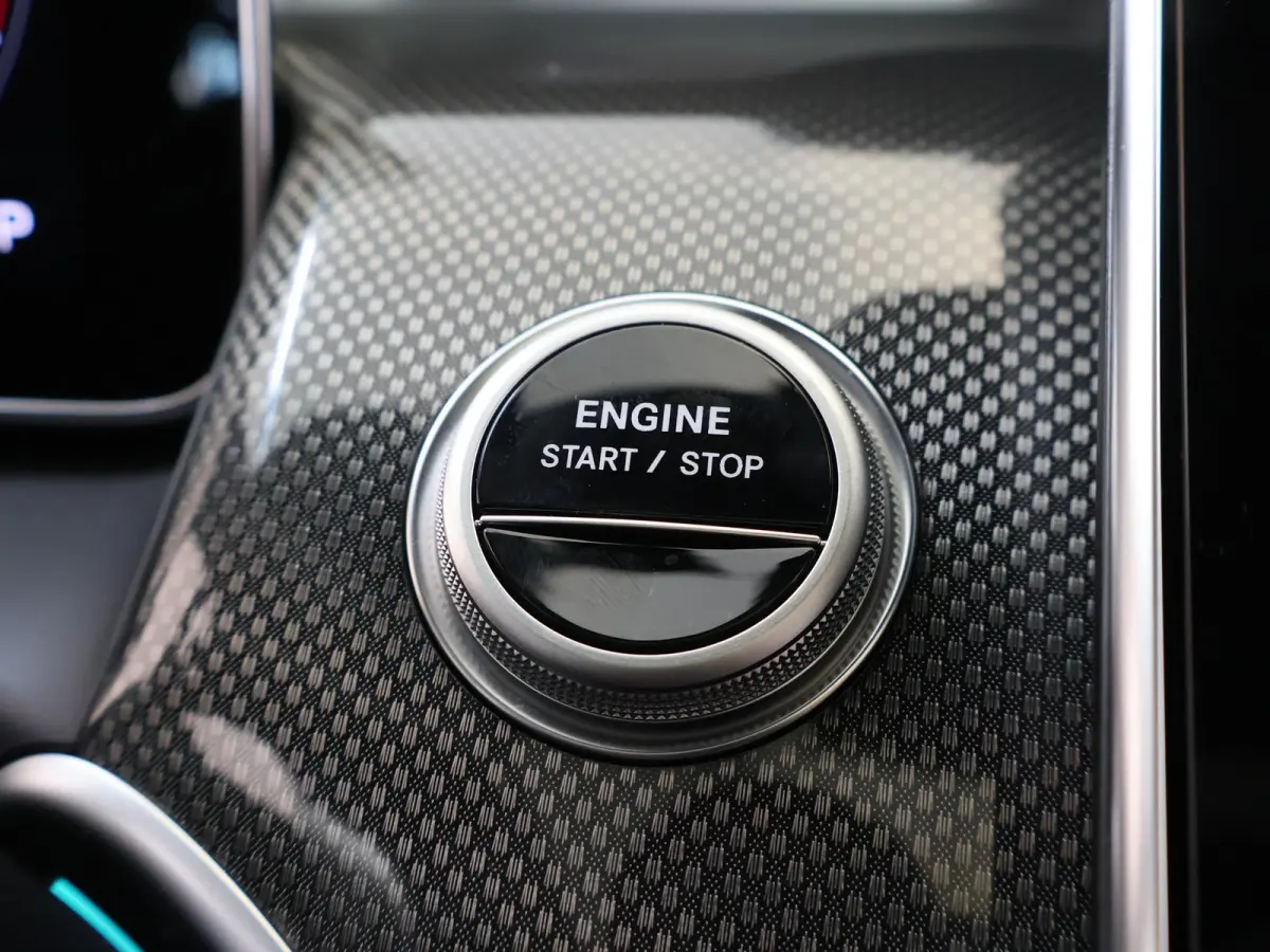 4MATIC Sport Edition | AMG | Premium pakket | Night pakket | Trekhaak | Head up display |