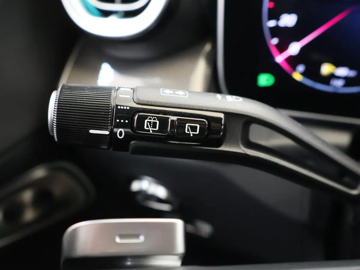 4MATIC Sport Edition | AMG | Premium pakket | Night pakket | Trekhaak | Head up display |