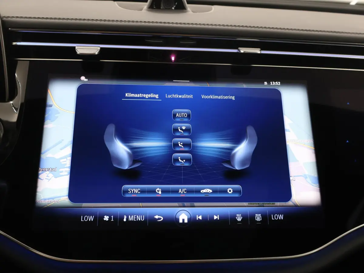 300 e Sport Edition | AMG Line |  Panorama-schuifdak | Elektrische stoelen incl Memory | MBUX Superscreen | 360-camera |
