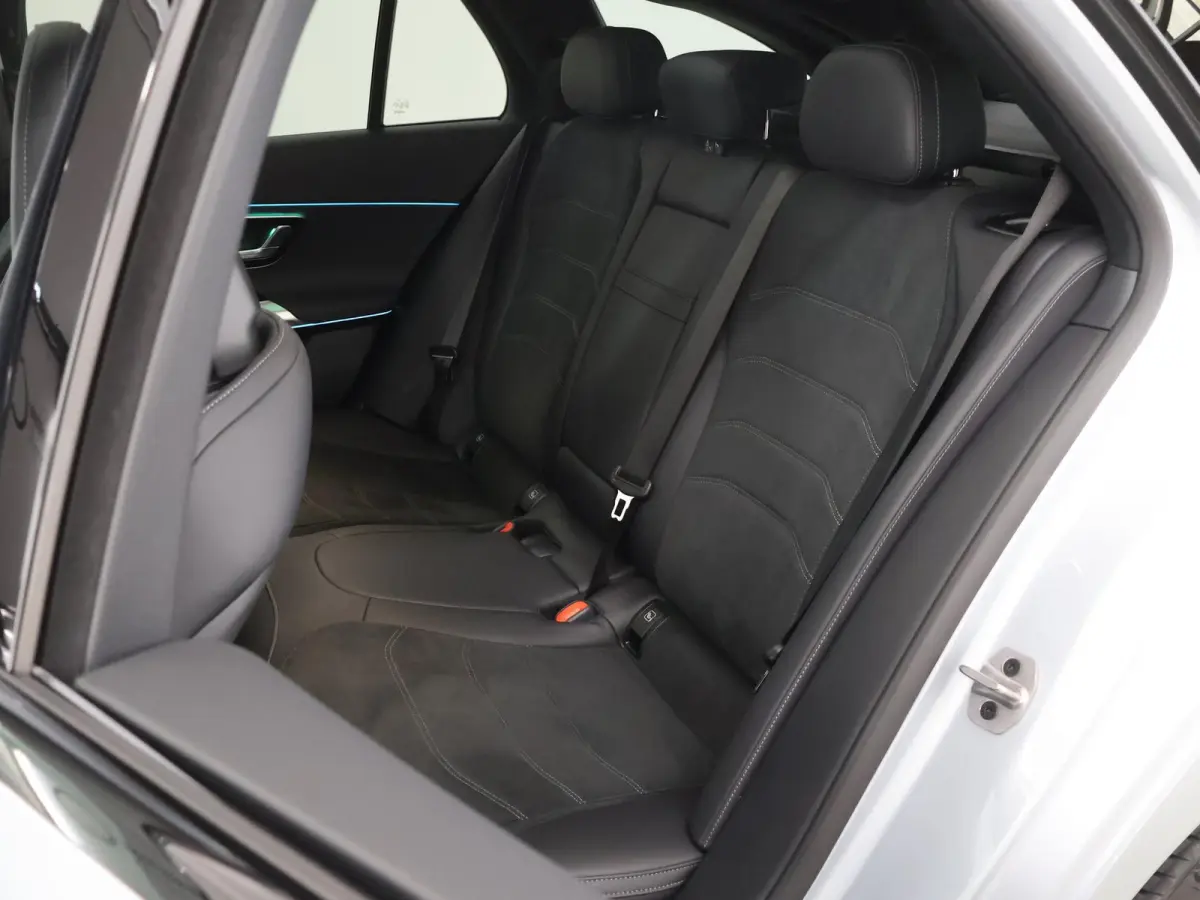 300 e Sport Edition | AMG Line |  Panorama-schuifdak | Elektrische stoelen incl Memory | MBUX Superscreen | 360-camera |