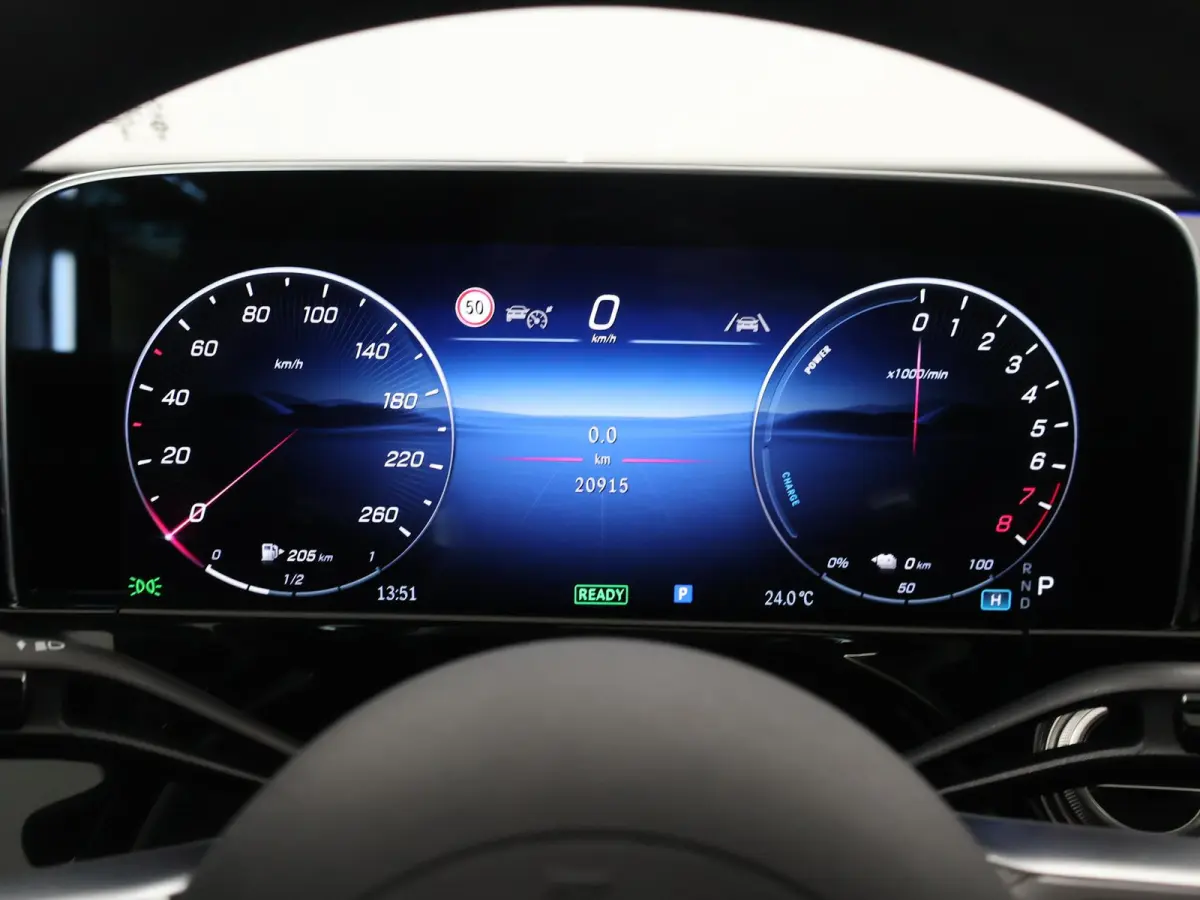 300 e Sport Edition | AMG Line |  Panorama-schuifdak | Elektrische stoelen incl Memory | MBUX Superscreen | 360-camera | Night |