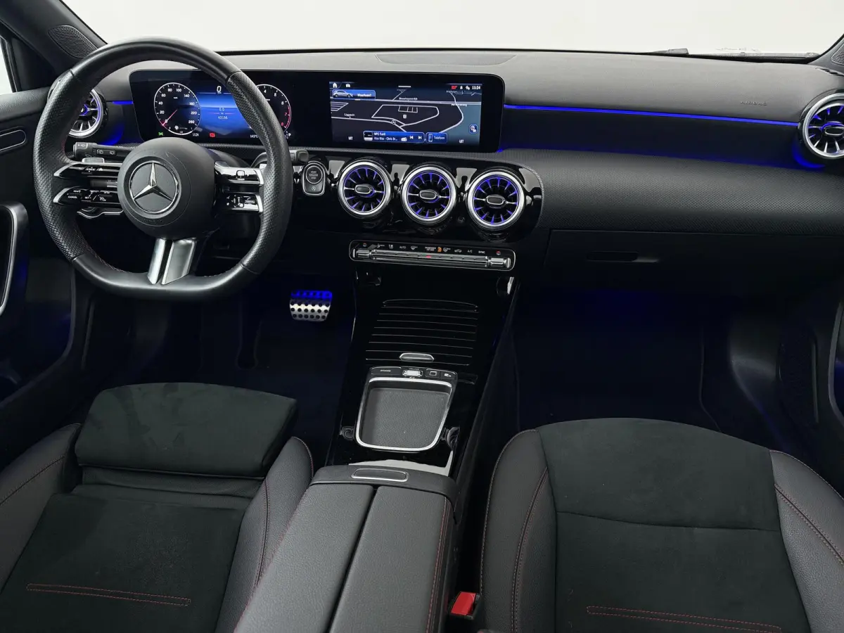 180 Business Solution AMG | Night pakket | Panoramadak |