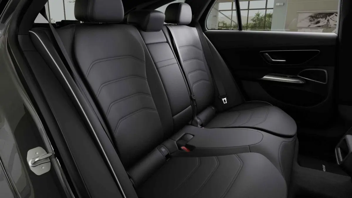 300e Sport Edition | Panoramaschuifdak | Premium pakket | Rijassistentiepakket Plus | Leder pakket | Burmester | 360° camera | Stoelventilatie |