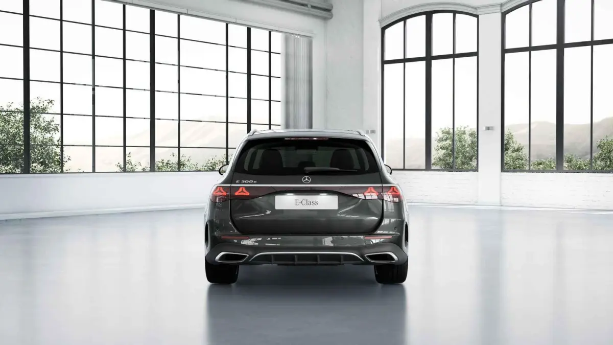 300e Sport Edition | Panoramaschuifdak | Premium pakket | Rijassistentiepakket Plus | Leder pakket | Burmester | 360° camera | Stoelventilatie |