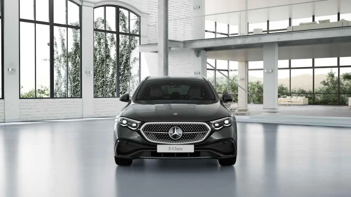 300e Sport Edition | Panoramaschuifdak | Premium pakket | Rijassistentiepakket Plus | Leder pakket | Burmester | 360° camera | Stoelventilatie |