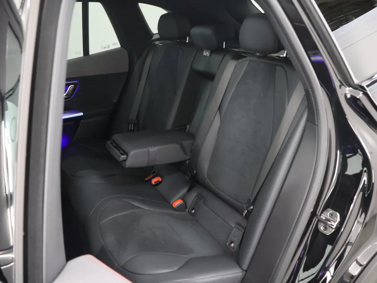 350+ Sport Edition 96 kWh | Panoramadak | Burmester | Airmatic | Matrix Led |