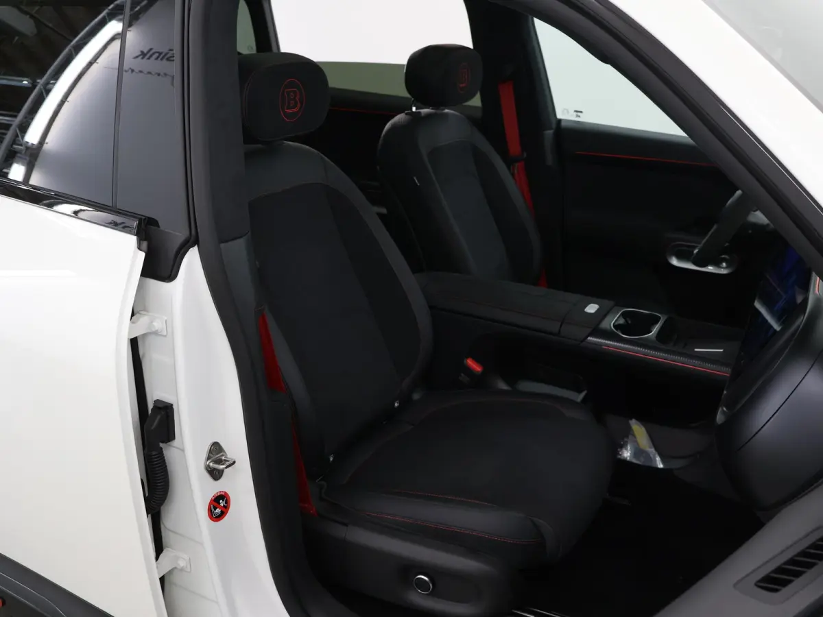 Brabus 100 kWh | 646 PK! | Drive Pilot | Stuurwiel- & Stoelverwarming voor- & achterin | Head-Up Display | Sennheiser Audio | Panoramadak | 3e display |