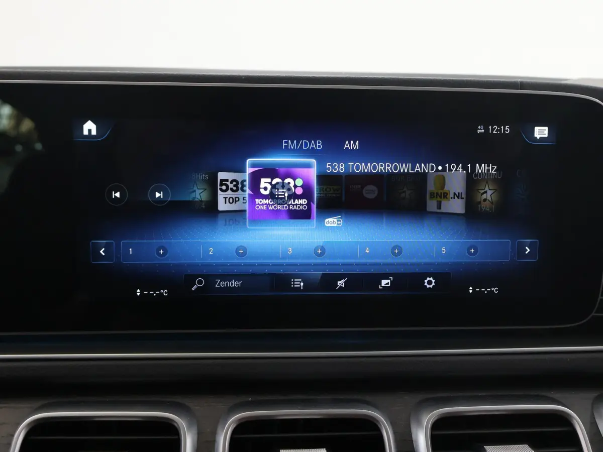 450 4MATIC Premium Plus | 7-persoons | AMG | Night | Luchtvering | Trekhaak | Treeplanken | 23" lichtmetalen velgen | Keyless |