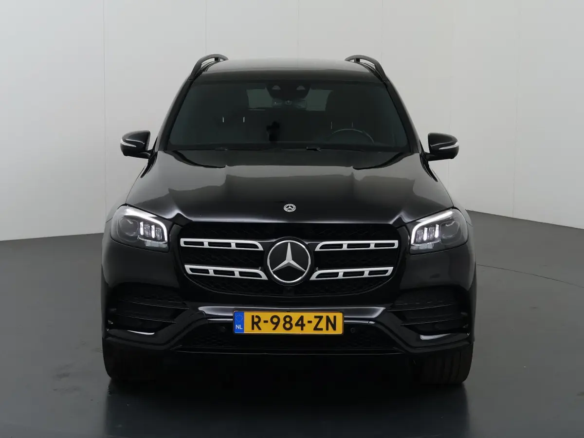 450 4MATIC Premium Plus | 7-persoons | AMG | Night | Luchtvering | Trekhaak | Treeplanken | 23" lichtmetalen velgen | Keyless |