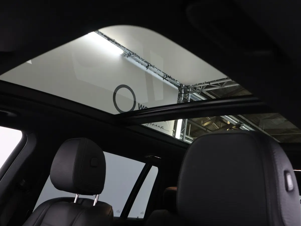 450 4MATIC Premium Plus | 7-persoons | AMG | Night | Luchtvering | Trekhaak | Treeplanken | 23" lichtmetalen velgen | Keyless |