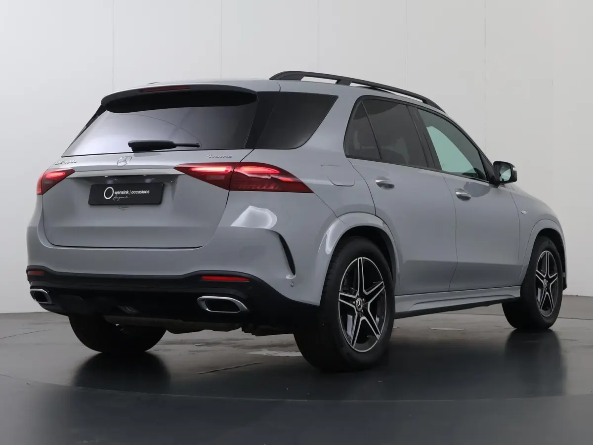 400 e 4MATIC AMG Line | Night | Panoramadak | Luchtvering | Trekhaak | Burmester | Memory | Thermotronic |
